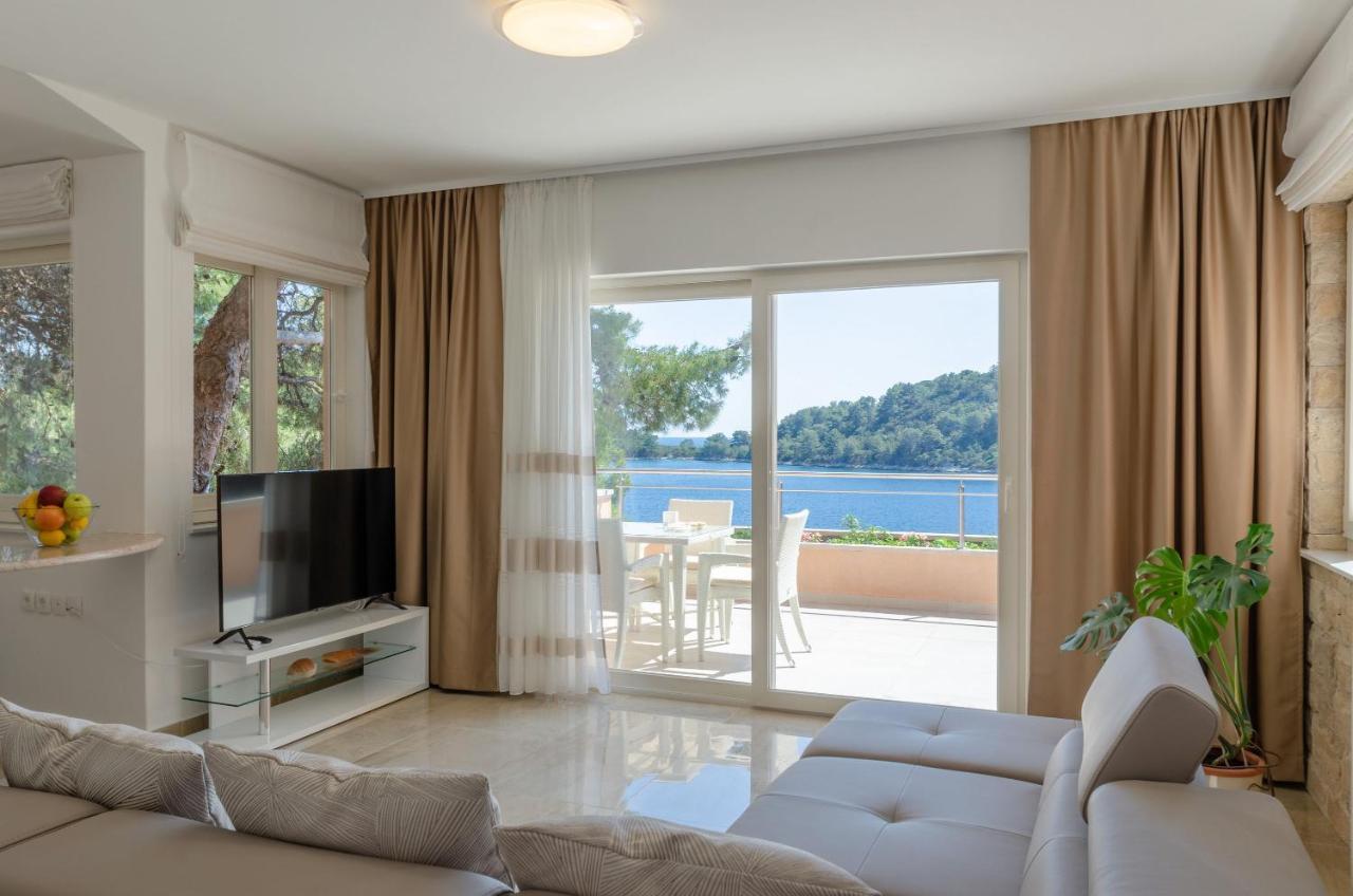 Pine Tree Apartment Zanetic Blato  Exteriér fotografie