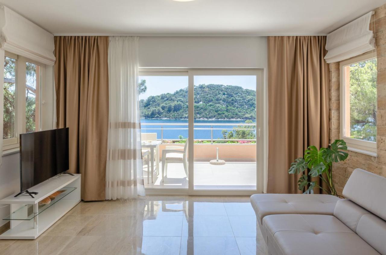 Pine Tree Apartment Zanetic Blato  Exteriér fotografie